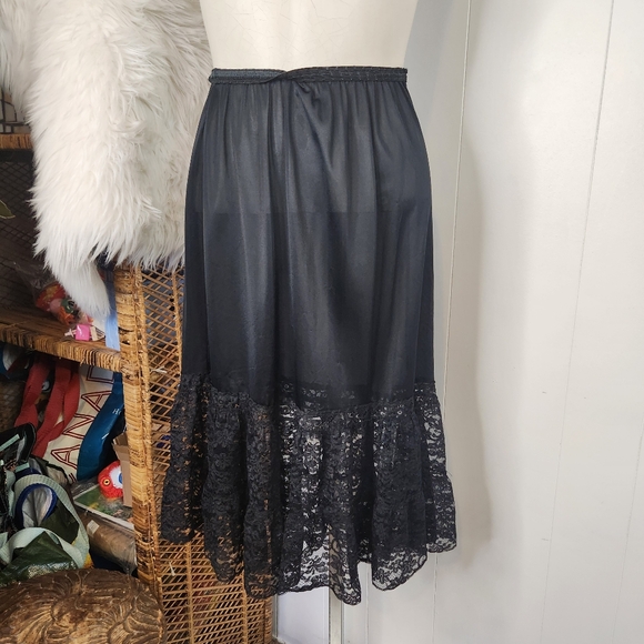 Vintage Black Lace Slip Midi Skirt Lingerie 1990s Size Small Goth Whimsigoth - Picture 3 of 10